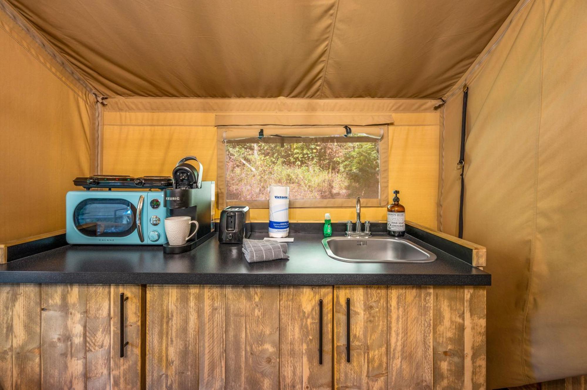 Hotel Firefly Season Glamping Sevierville Zewnętrze zdjęcie